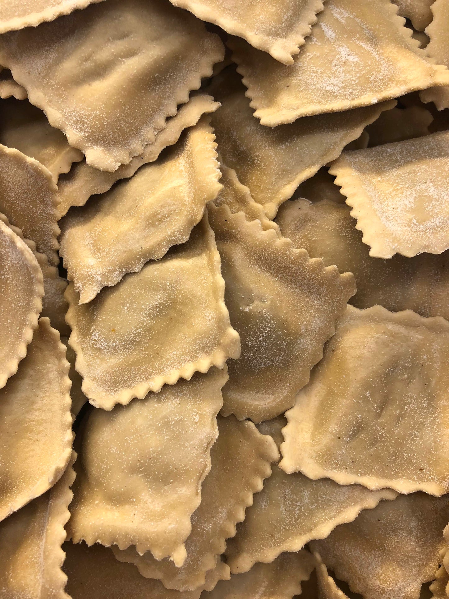 Ravioli ai porcini con farina di castagne senza latticini